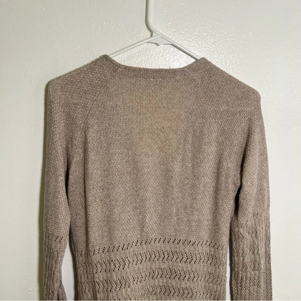 Mystree Cardigan Sweater Beige Floral Scarf Hem - Image 9