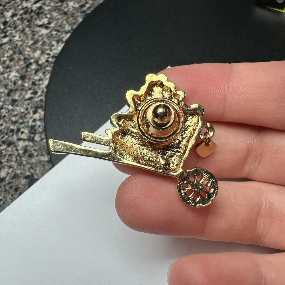 Avon Red Enamel Hearts In A Cart Gold Tone Brooch Pin Signed For Valentine’s - Image 5