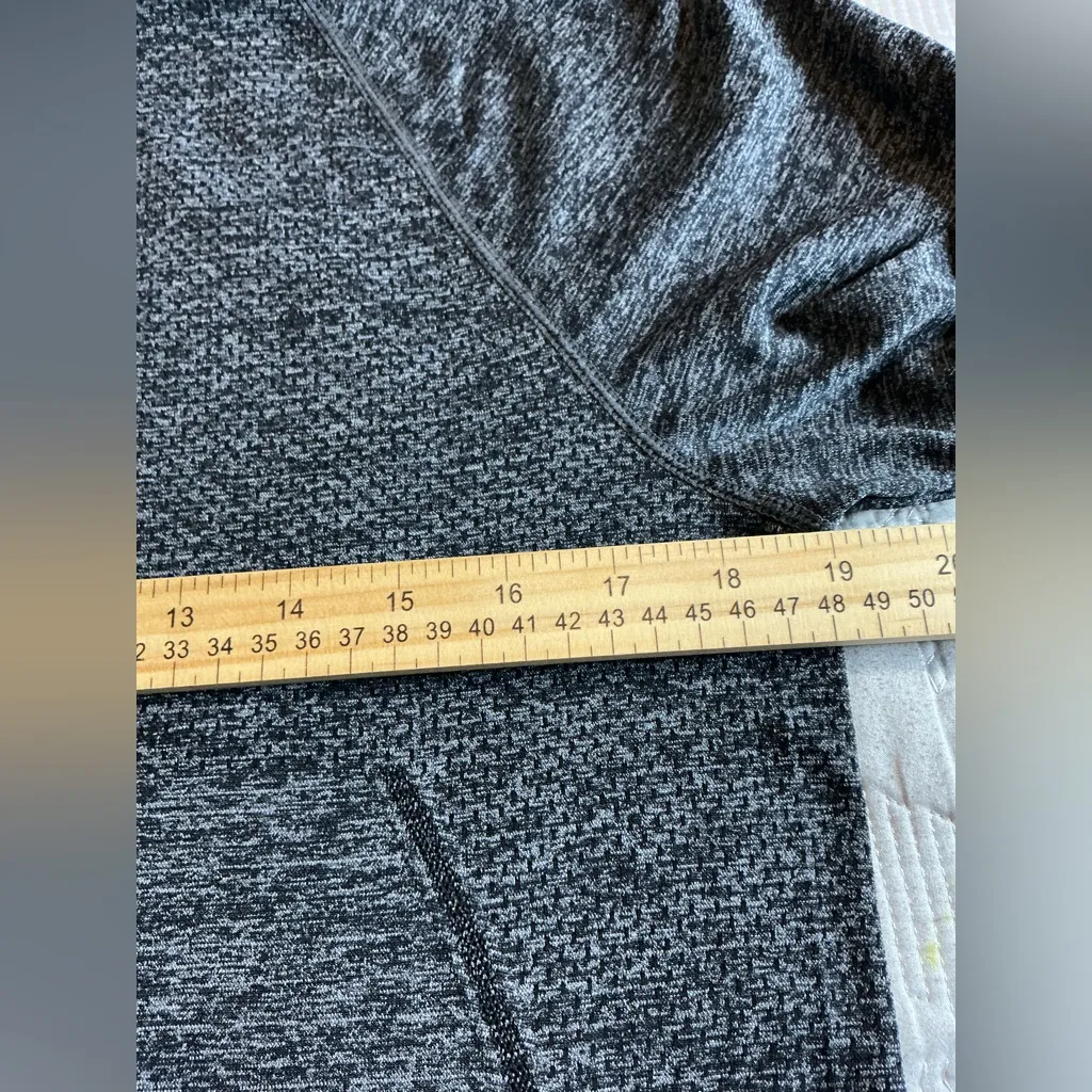 Champion Charcoal Athletic Wear size M - Image 4