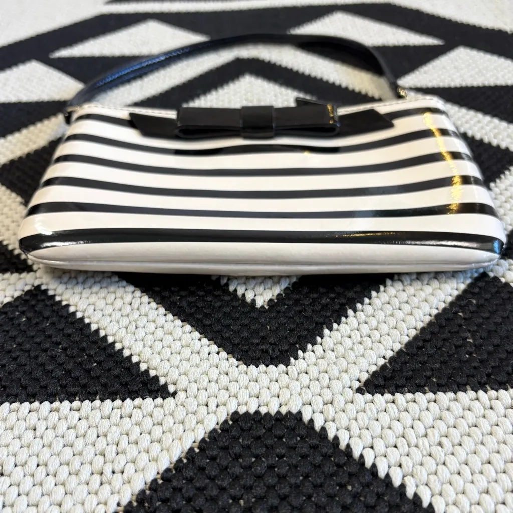 Kate Spade Lolly Chelsea Park Patent Stripe Leather Wristlet Black & Cream - Image 4