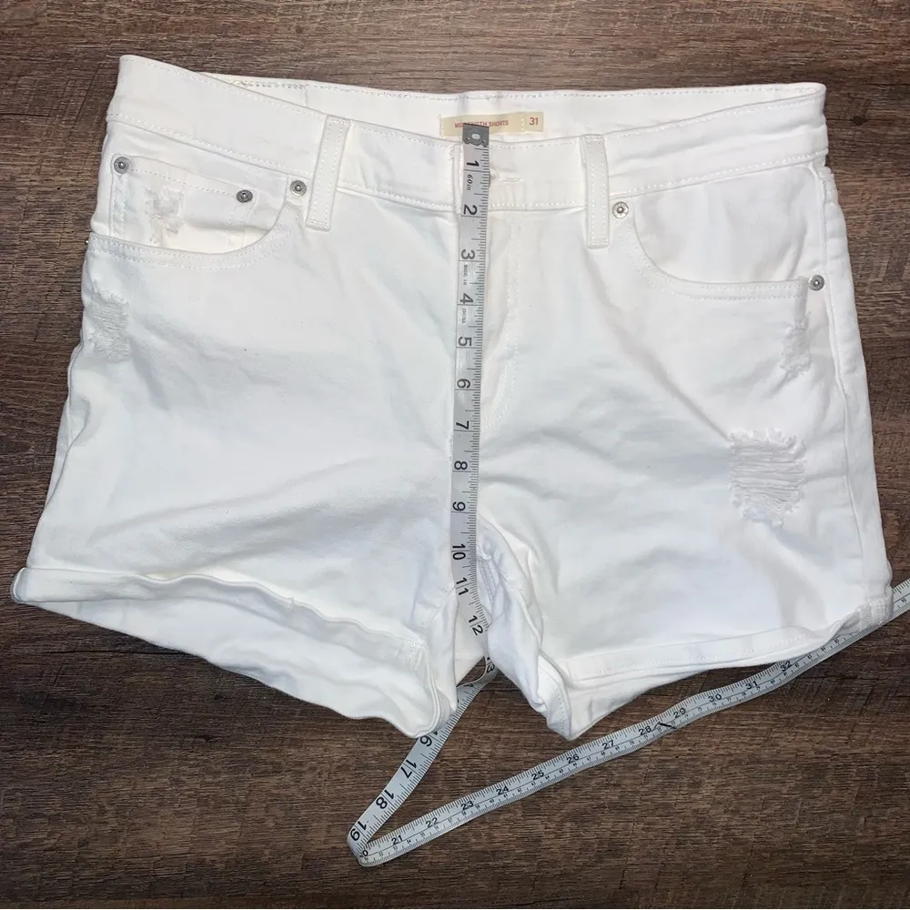 Levi's White Mid Rise Mid-Length Cuffed Denim Jean Shorts Size 31 - Image 4