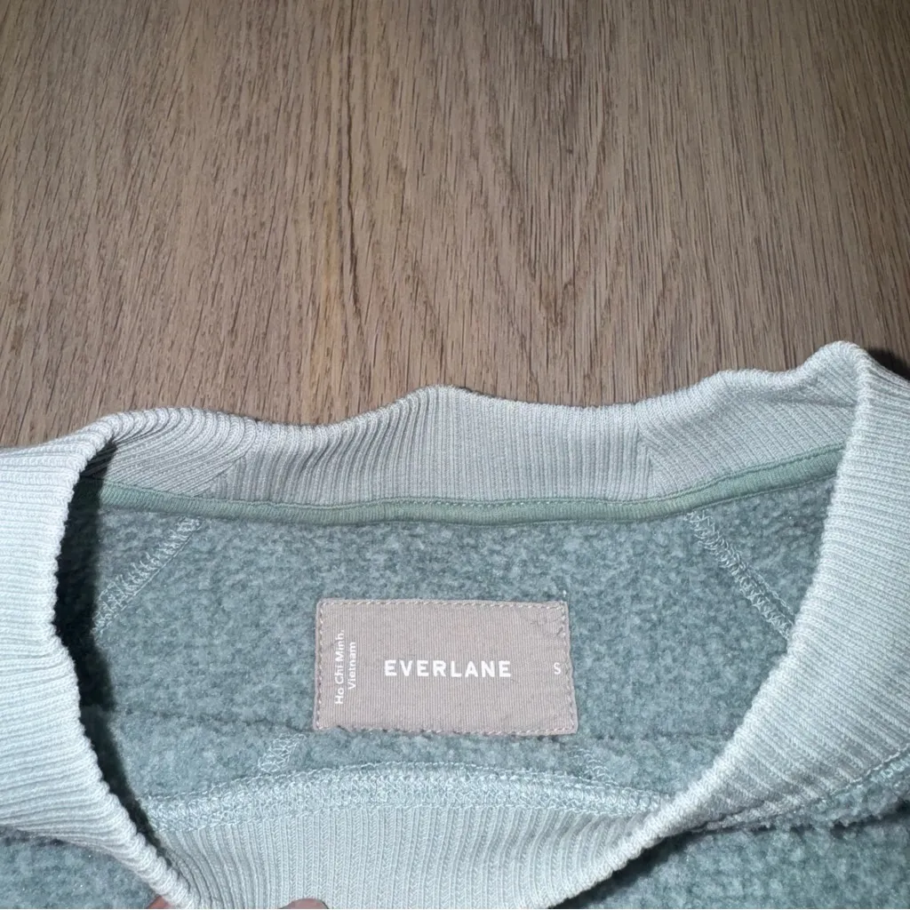 Everlane Renew Fleece Green Sweatshirt - Size Small - Image 2