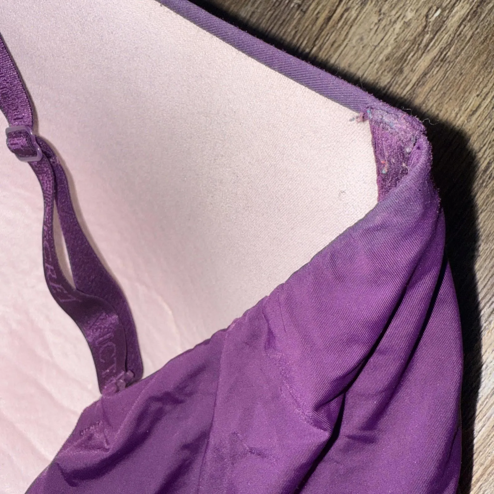 Victoria’s Secret Body by Victoria T-Shirt Lightly Lined Multi-way Bra 38DDD - Image 12