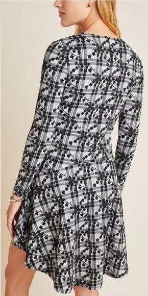 Anthropologie Hutch Jeanie Embroidered Plaid Floral Tunic Dress Black and White - Image 2