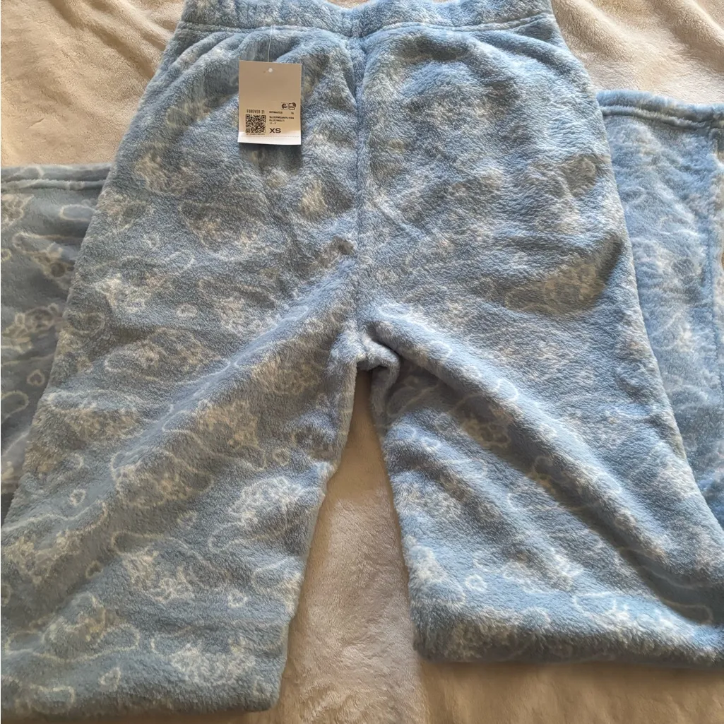 Hello Kitty Blue Fleece Pajama Pants - Image 3