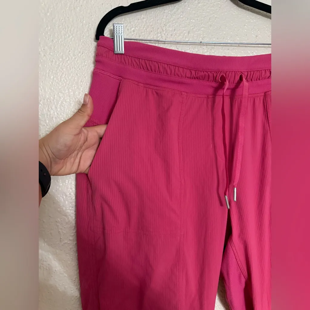 Lululemon Dance Studio Mid-Rise Cropped Pant Raspberry Coulis size 10 - Image 8