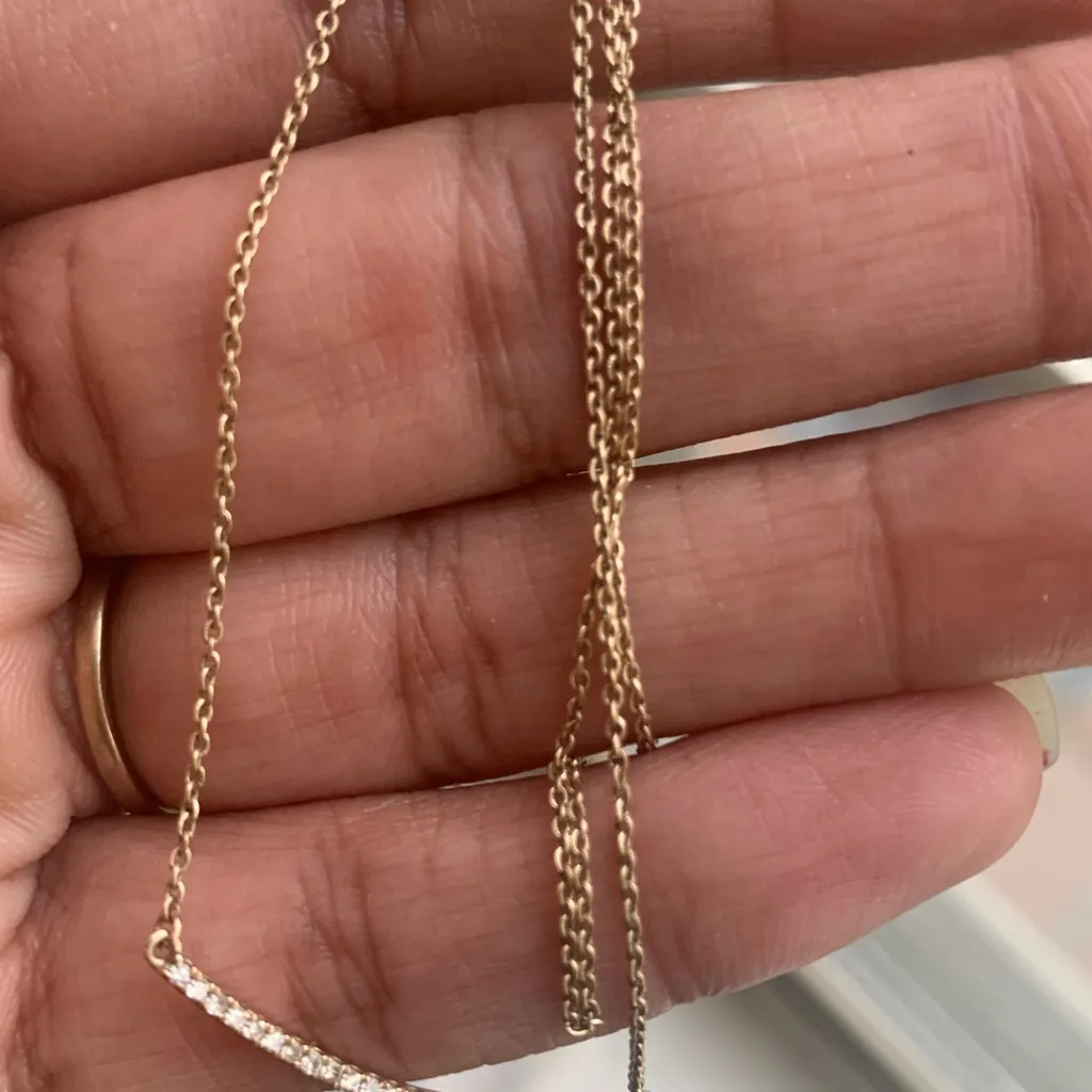 10kt Gold Diamond Curved Necklace - Image 6