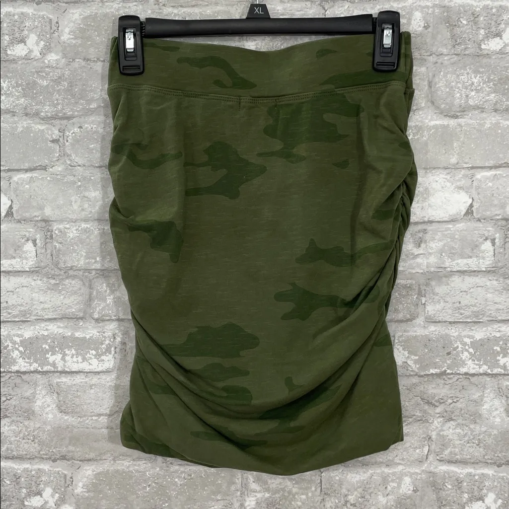 Sundry Green Camouflage Ruched Pencil Skirt - Image 2