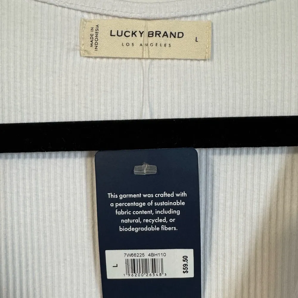 Cinched Flirty Tie Front Top White Size L NWT - Image 8