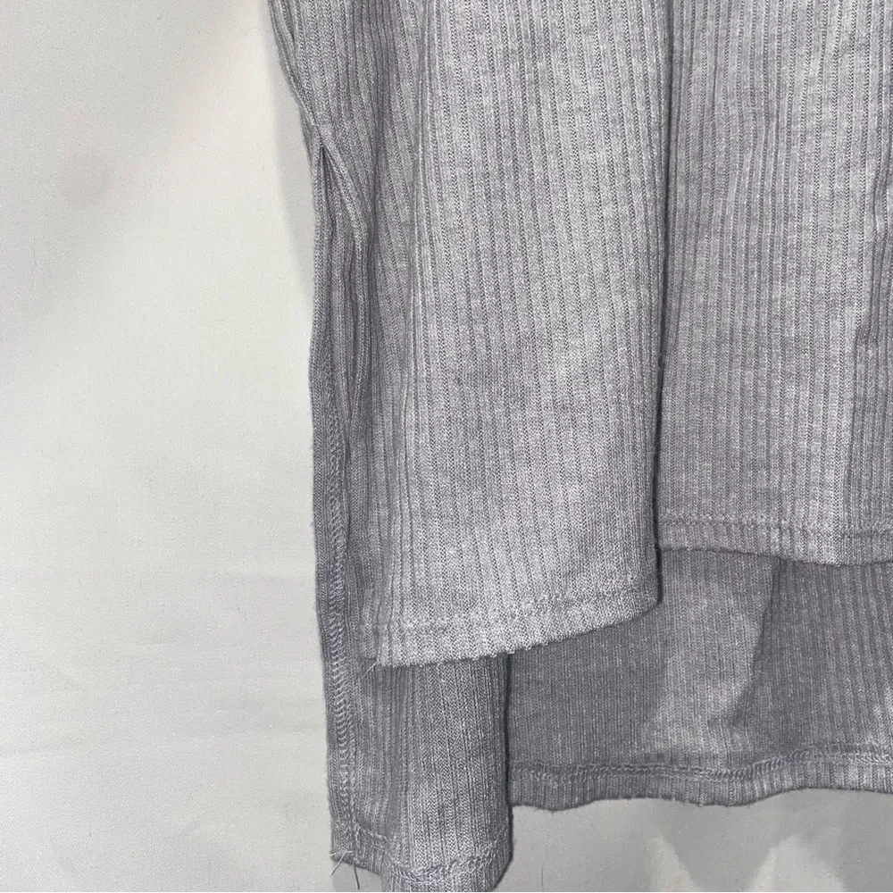 Zenana Gray Long Sleeve Top Women’s Medium - Image 2