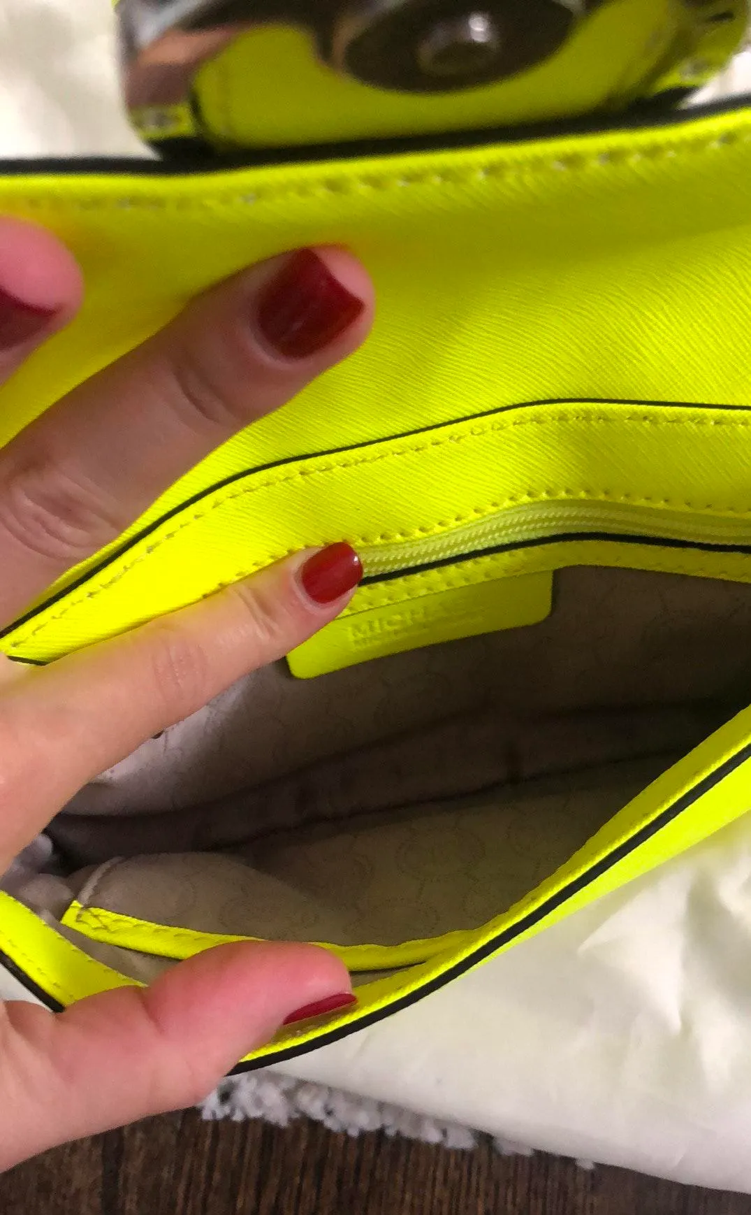 Michael Kors Crossbody Handbag - Image 5