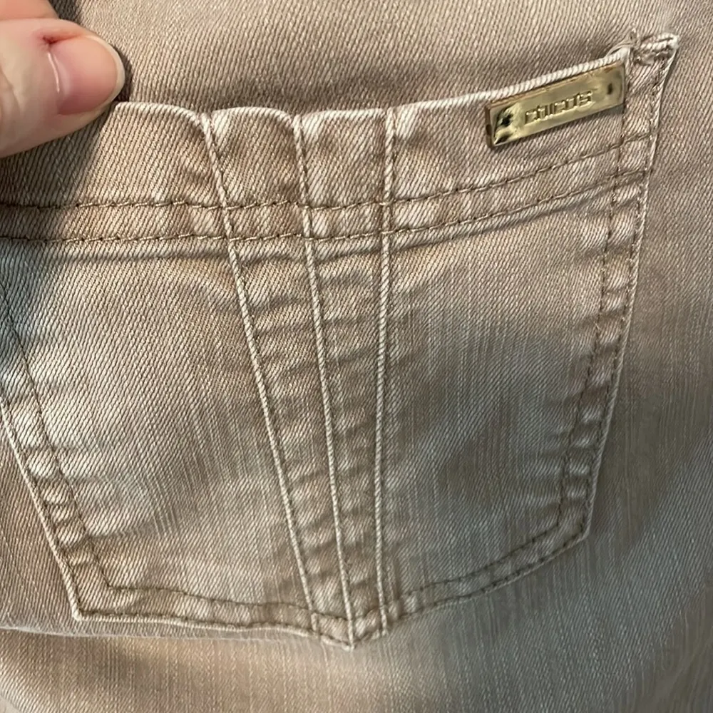 SO Slimming by Chico’s‎ Tan Ankle Length Jeans Fancy Pockets Size 2.5 - Image 3