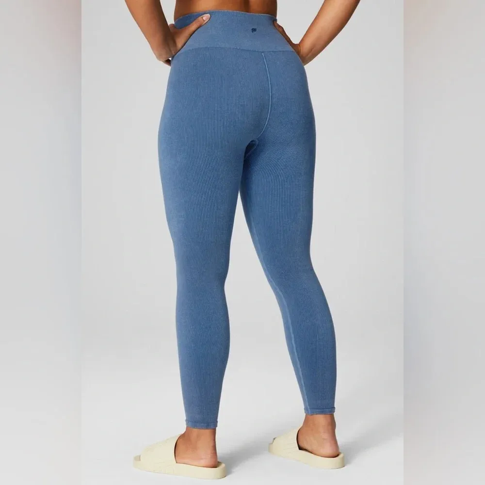 Fabletics  Cloud Seamless High-Waisted Legging Women’s Size XL - Image 2