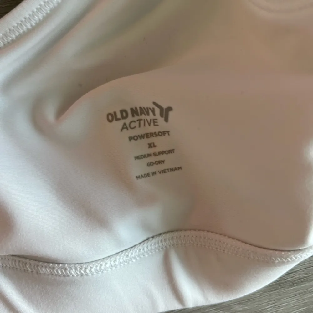 active sports bra - Image 3