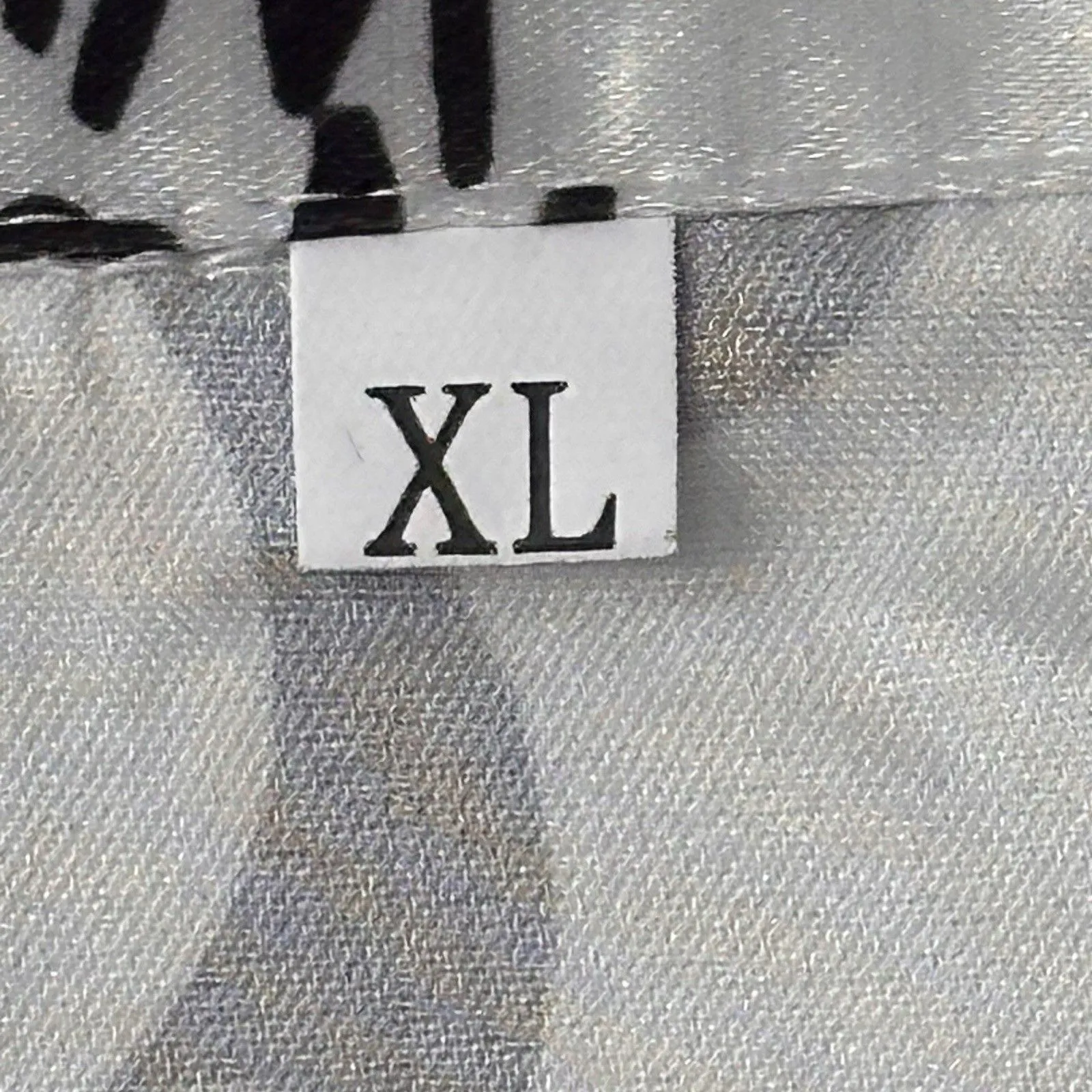 Mickey Mouse Pajama Set Women's Size XL Black/White Shorts andTop Sleepwear White - Image 9