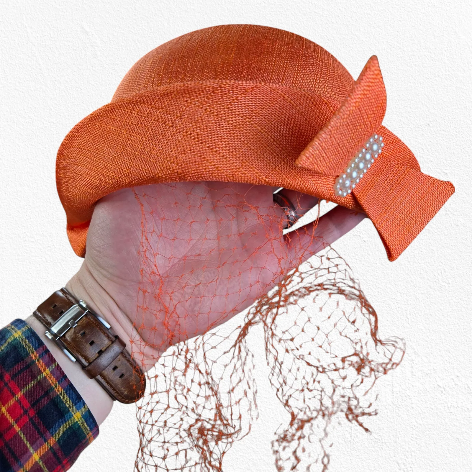 1920s Vintage Orange Cloche Hat Elegant Woven Pearl Bow Rolled Brim Veil Accent - Image 2