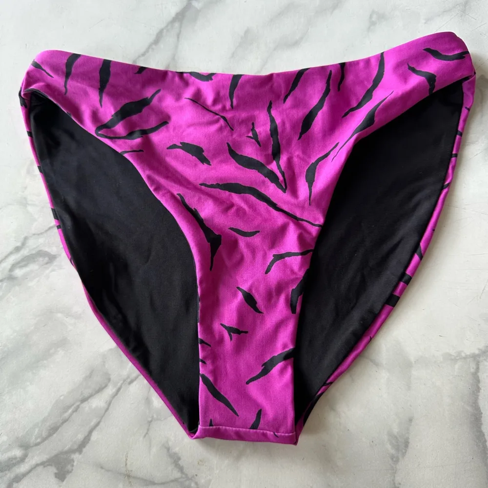 Beach Riot Chelsea Bikini Bottom Fuchsia Size XS Travel Beach - Image 4
