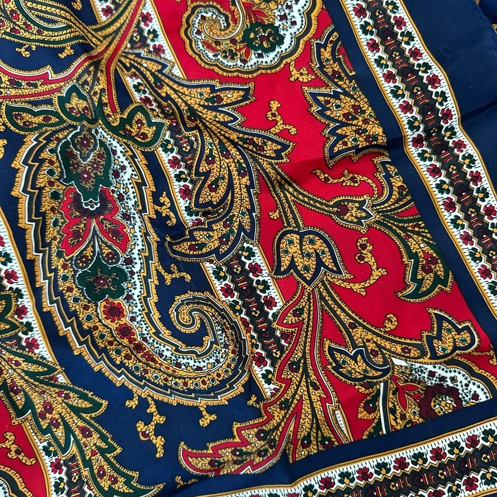 Vintage Paisley Scarf 34x35 - Image 12