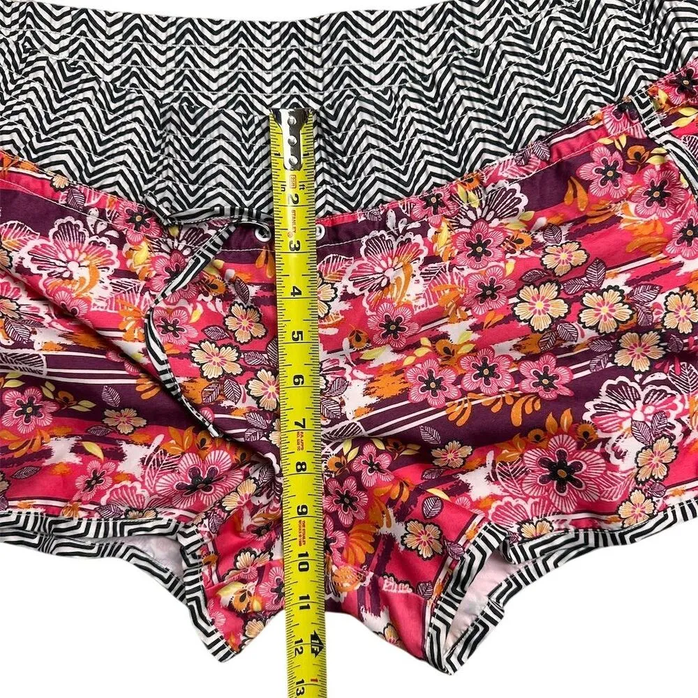 Athleta Women's Pink Watermelon Lanai Beach Shorts Size 14 Casual Summer - Image 9
