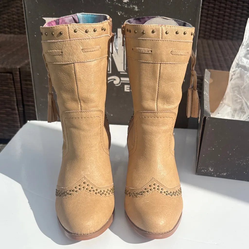 Dingo Classy N’ Sassy Fuchsia Suede Boots 👢 - Image 4