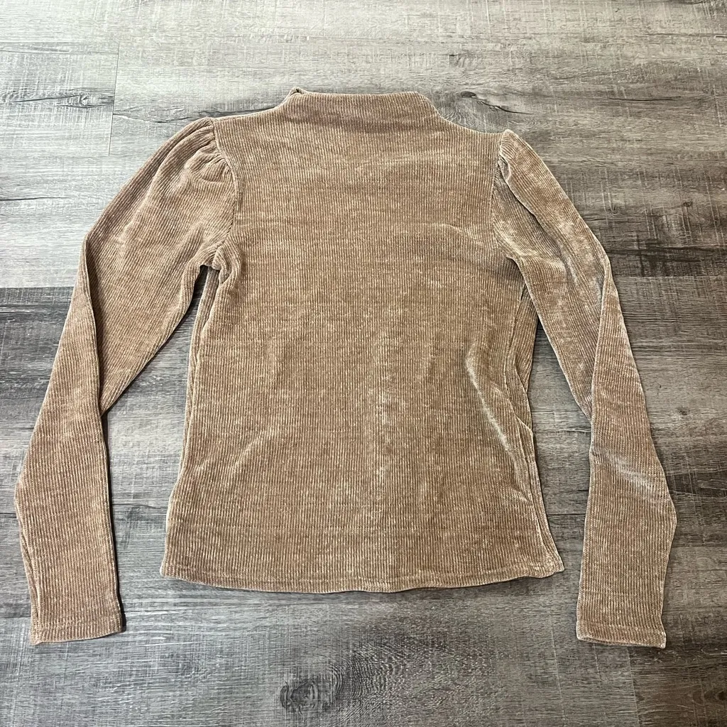 EXPRESS Supersoft Chenille Ruched Shoulder Mock Neck Tee - Image 3