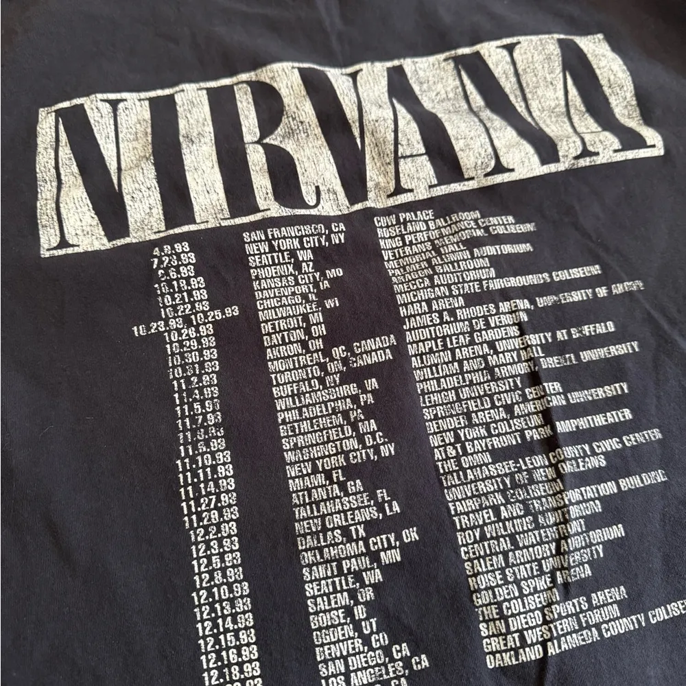 H&M Black Graphic Short Sleeve Tee - Image 3