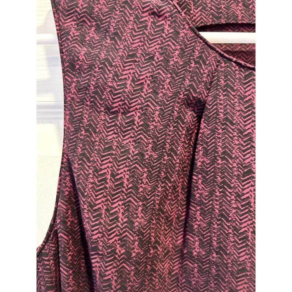 Banana Republic Womens Sleeveless Top‎ Sz 14 Burgundy Black Herringbone  Blouse - Image 2