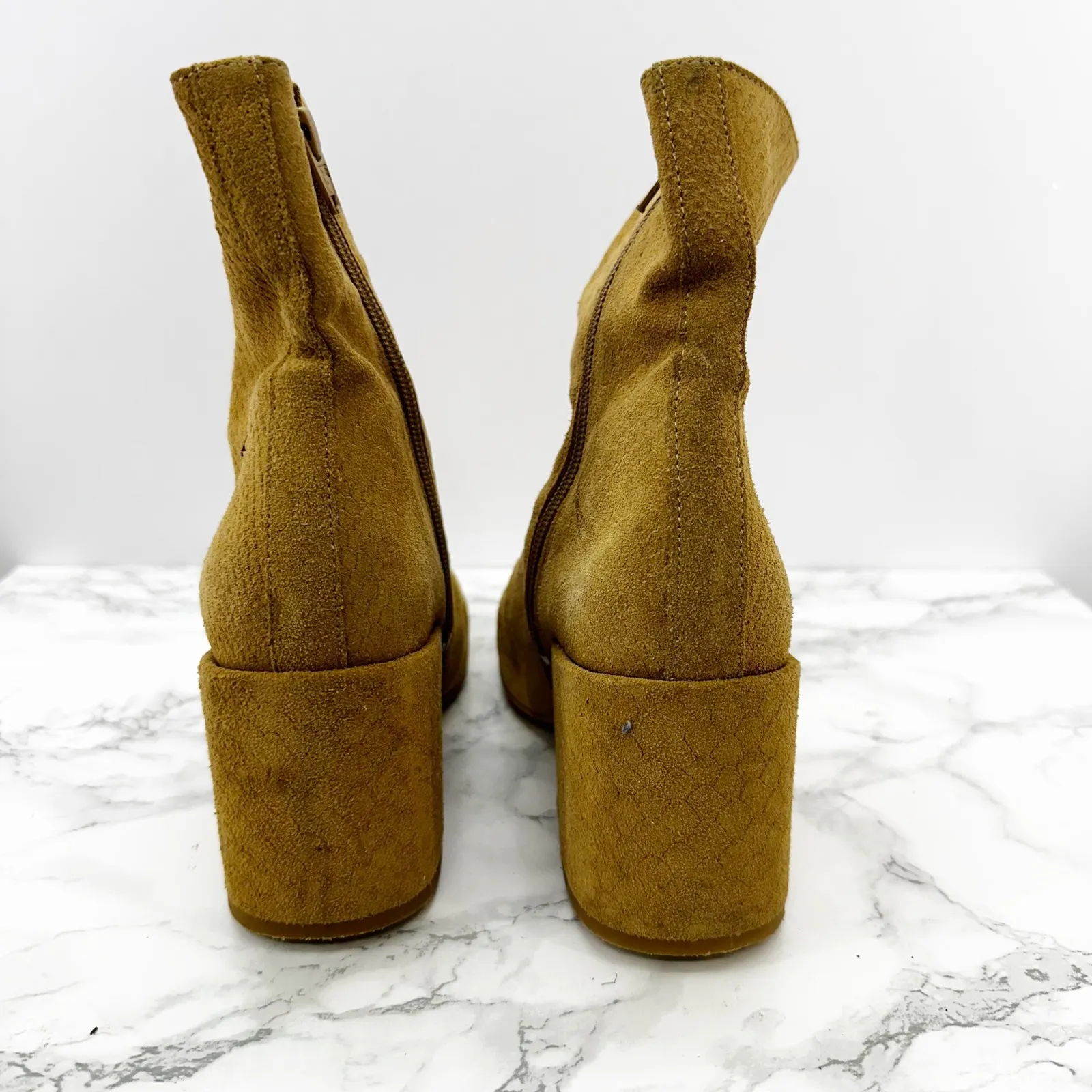 Free People Snake Embossed Suede Block Heel Ankle Boots Tan‎ Size 36 US 5.5 - Image 4