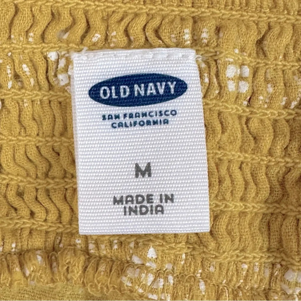 Old Navy Yellow Crochet Strap Lightweight Sleeveless Top Blouse Medium - Image 8