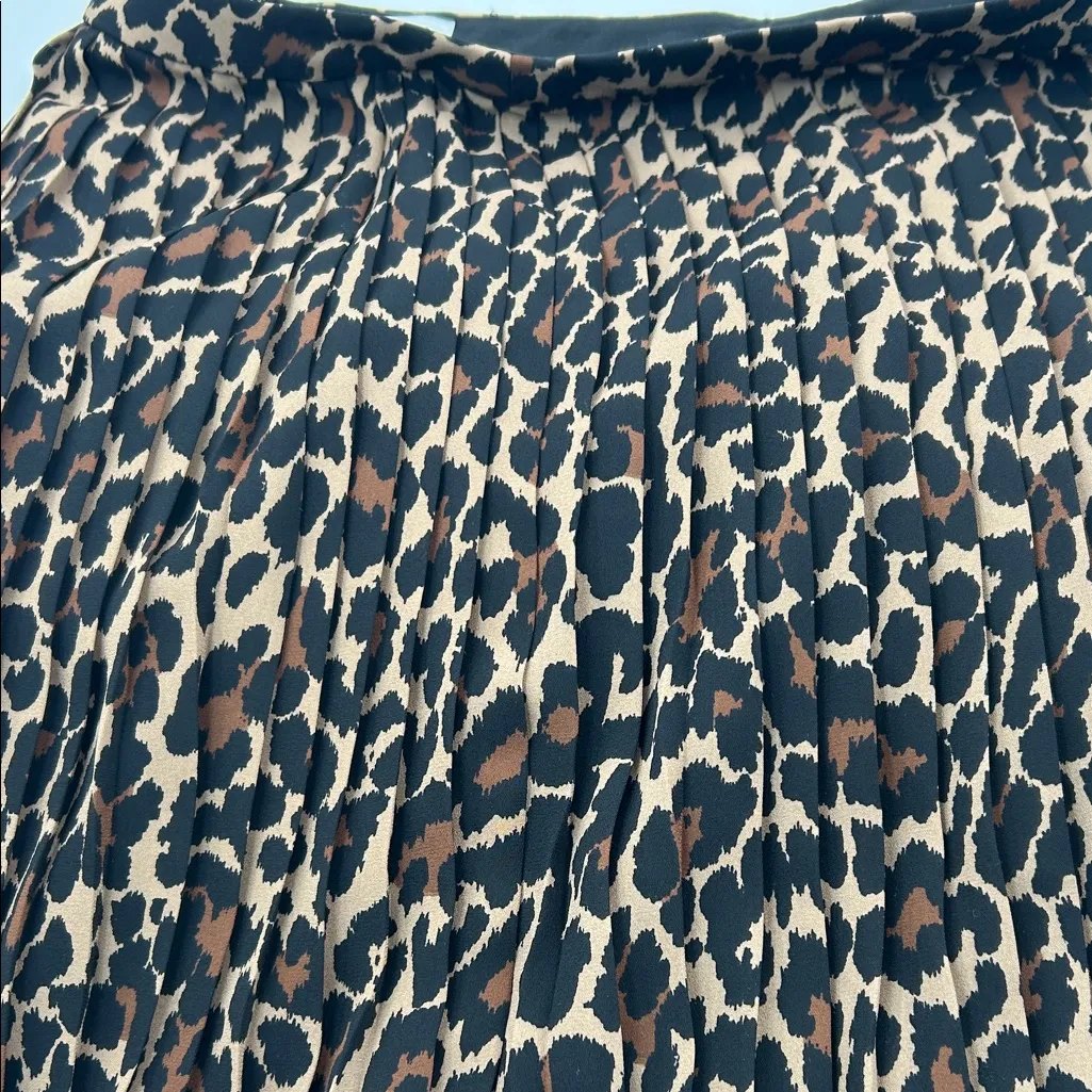 J.Crew  Animal Print A-Line Skirt - Image 4
