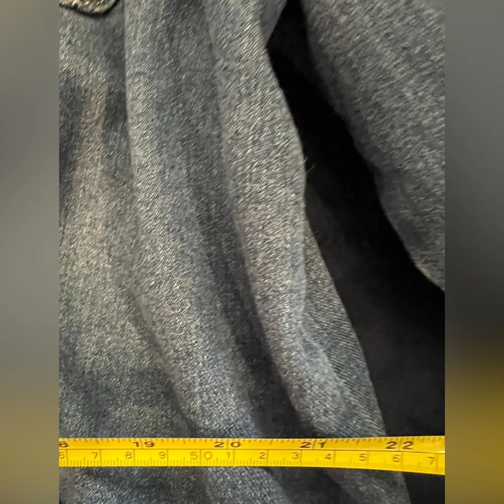 Jean Jacket Embellished Jeweled Fringed Bottom Size 1X Blue - Image 5