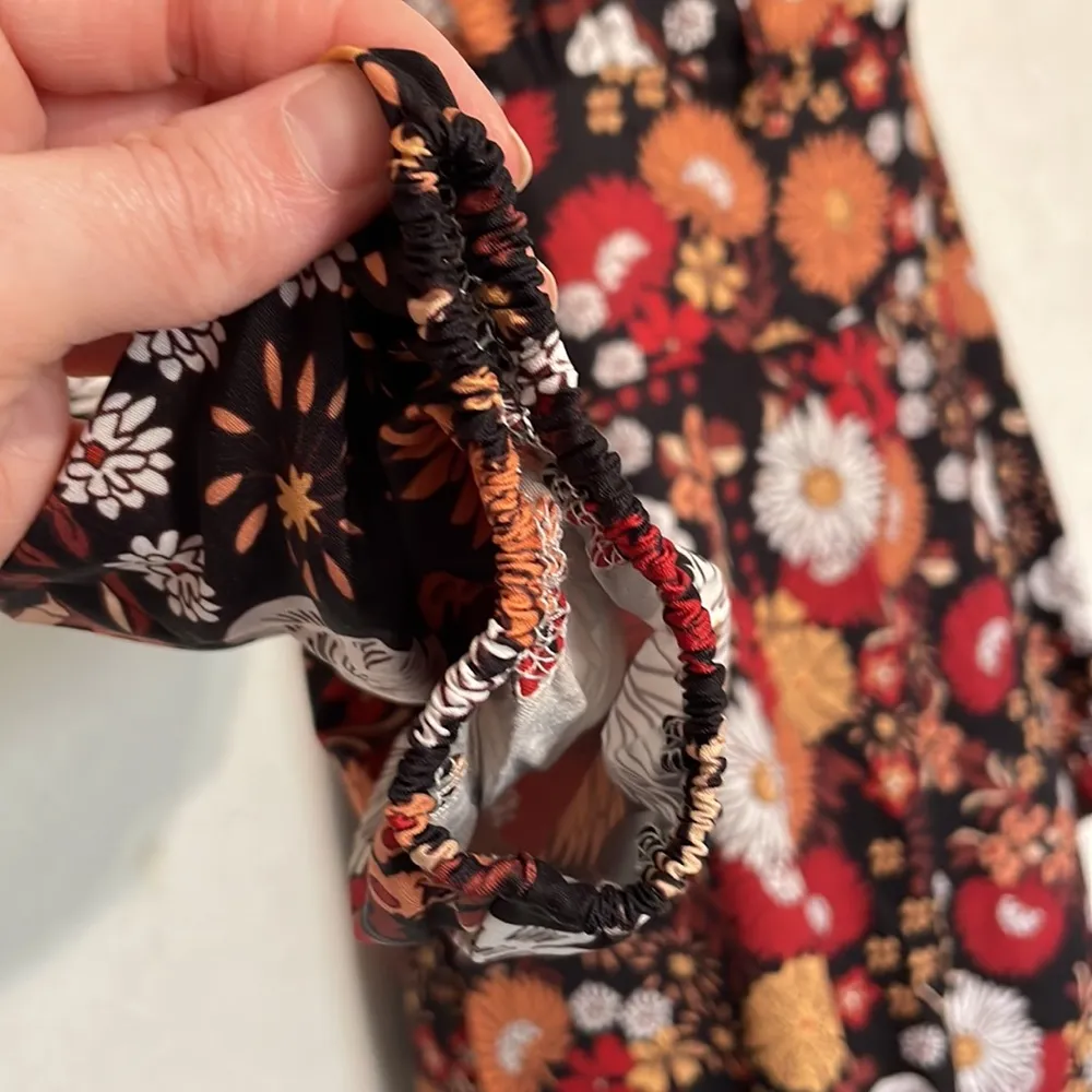 Women’s size small dress SHEIN - Image 4