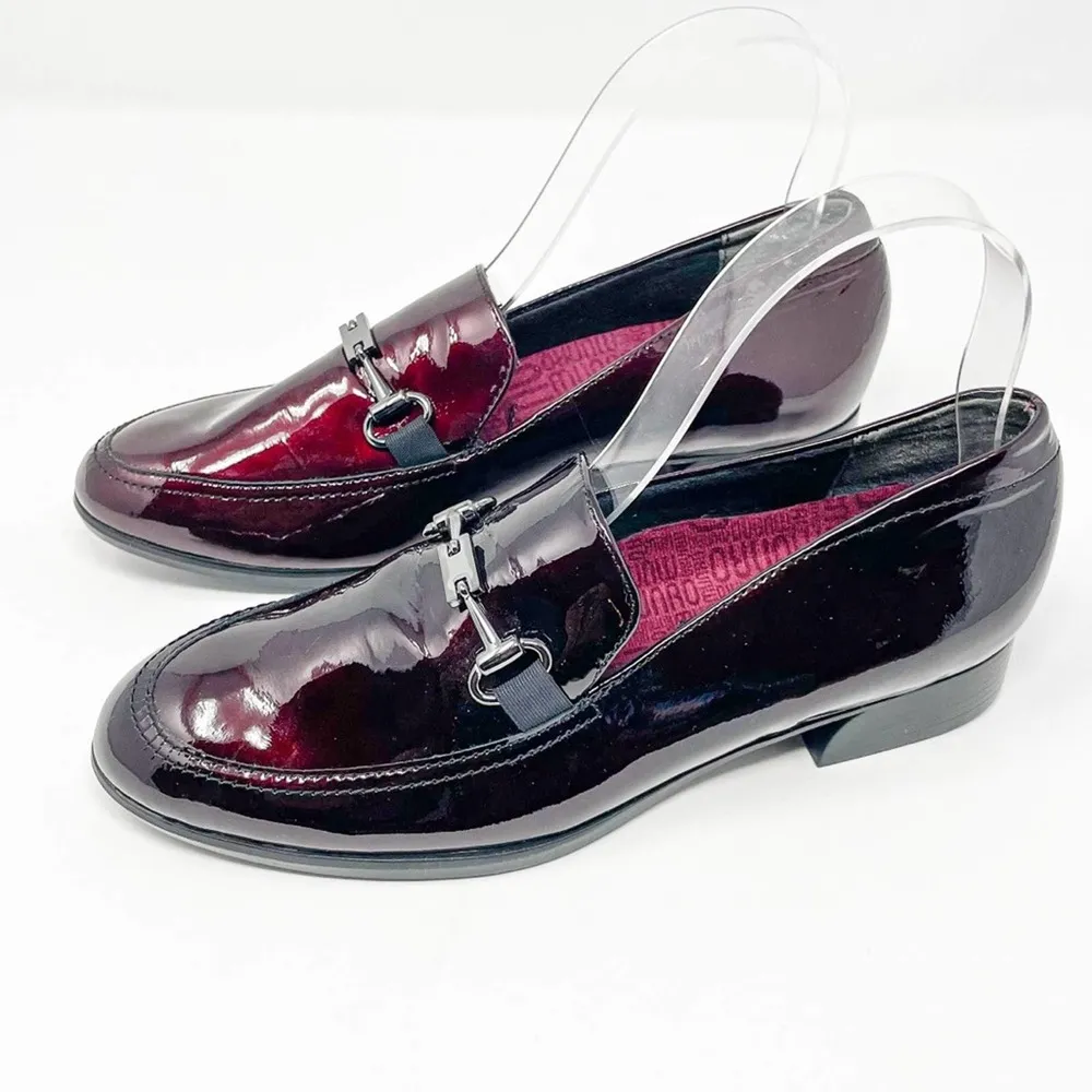 Munro  Harrison III Ruby Patent Bit Loafer, NWOT, Size 6, MSRP $210 - Image 5