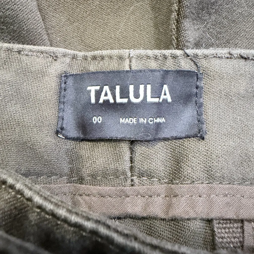 Talula  Cargo Pants Size 00 NWOT - Image 3
