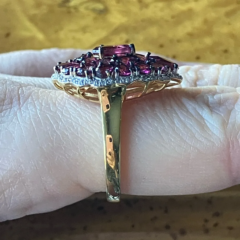Tanzanian Wine Garnet Sterling Silver Ring Size 9 Gold - Image 3