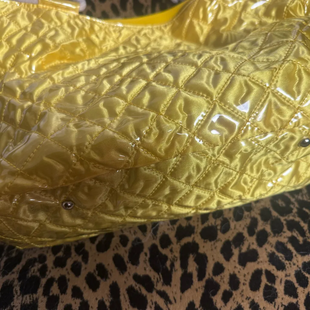 Gabaany Yellow Quilted Tote Bag NWT Patent Shine Rope Handle Y2K Festival - Image 5