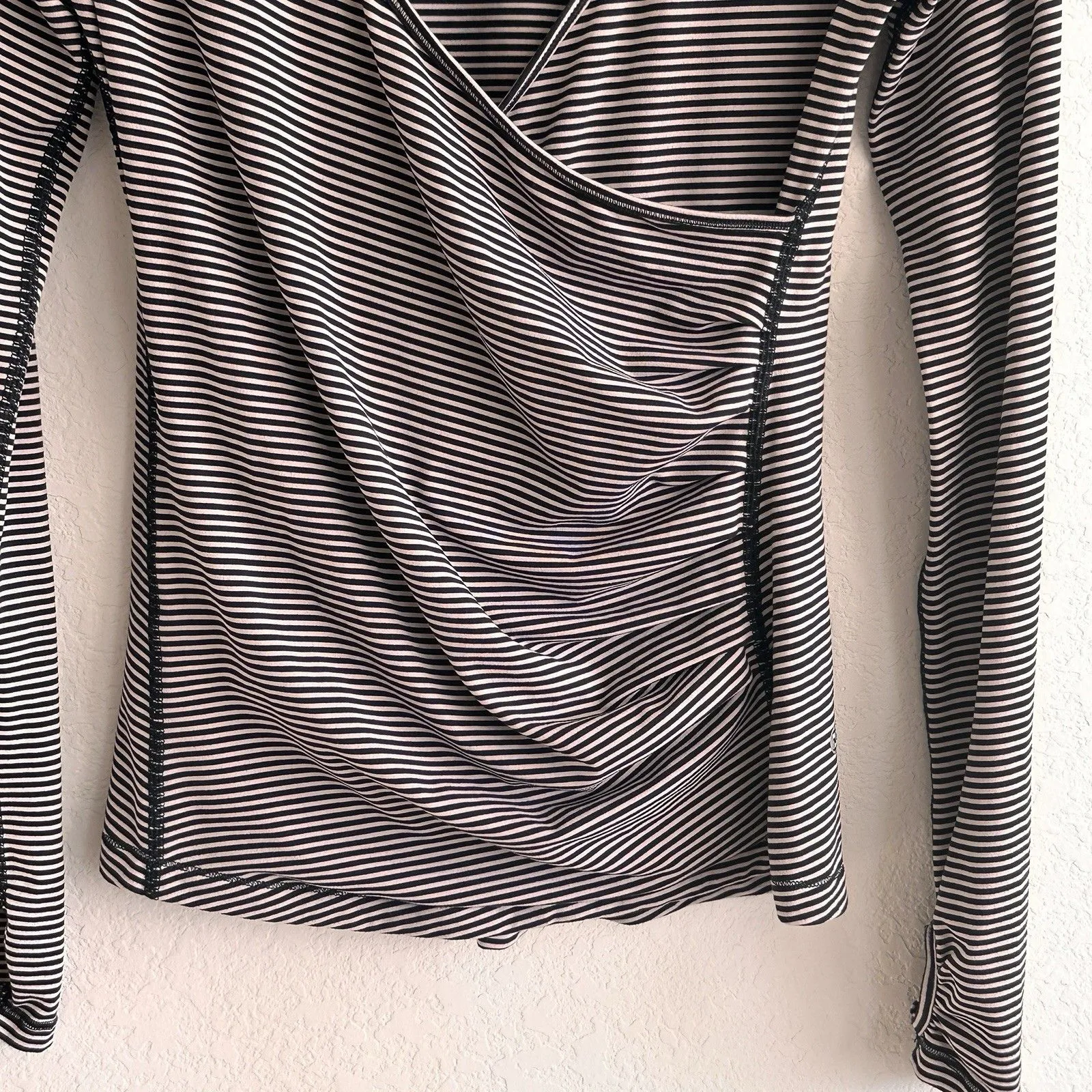 Lululemon The Sunset Salutation Long Sleeve Wrap Striped Top Size 4 - Image 6