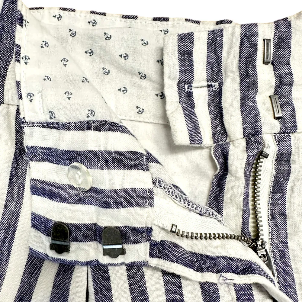 Cynthia Rowley | Size 8 | 100% Linen Navy White Stripe High Rise Paperbag Shorts - Image 3