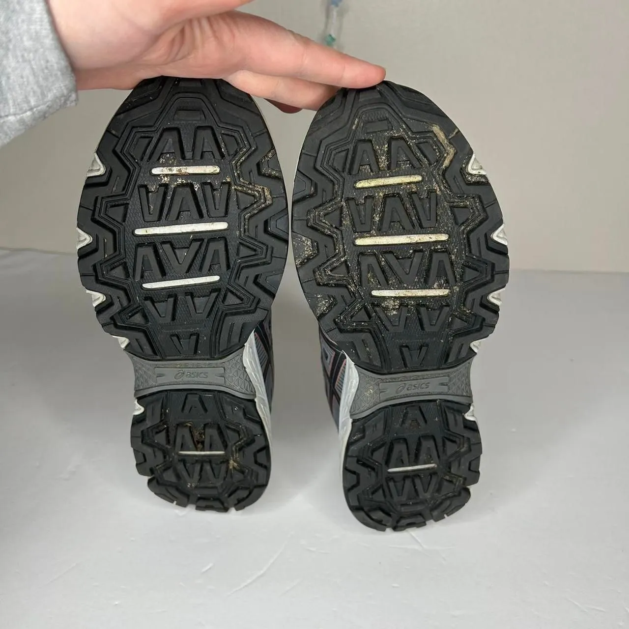 ASICS Gel Venture 7 grey running shoes Size US 7 - Image 6