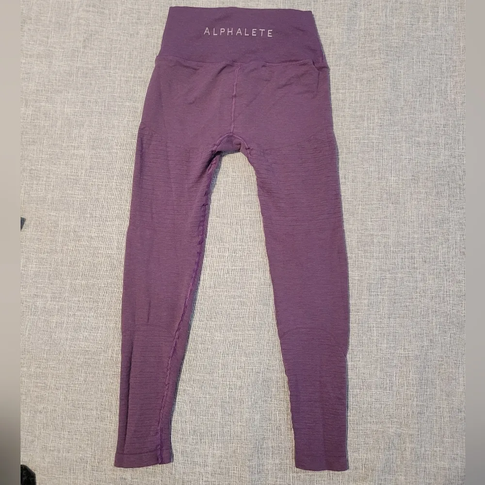 Alphalete leggings - Image 8
