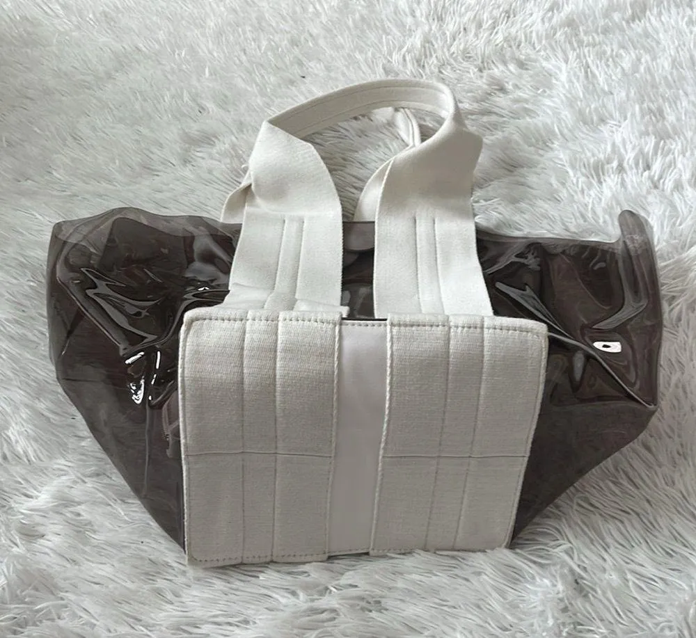 Rebecca Minkoff Women’s Clear fan tote bag in Smoke - Image 12