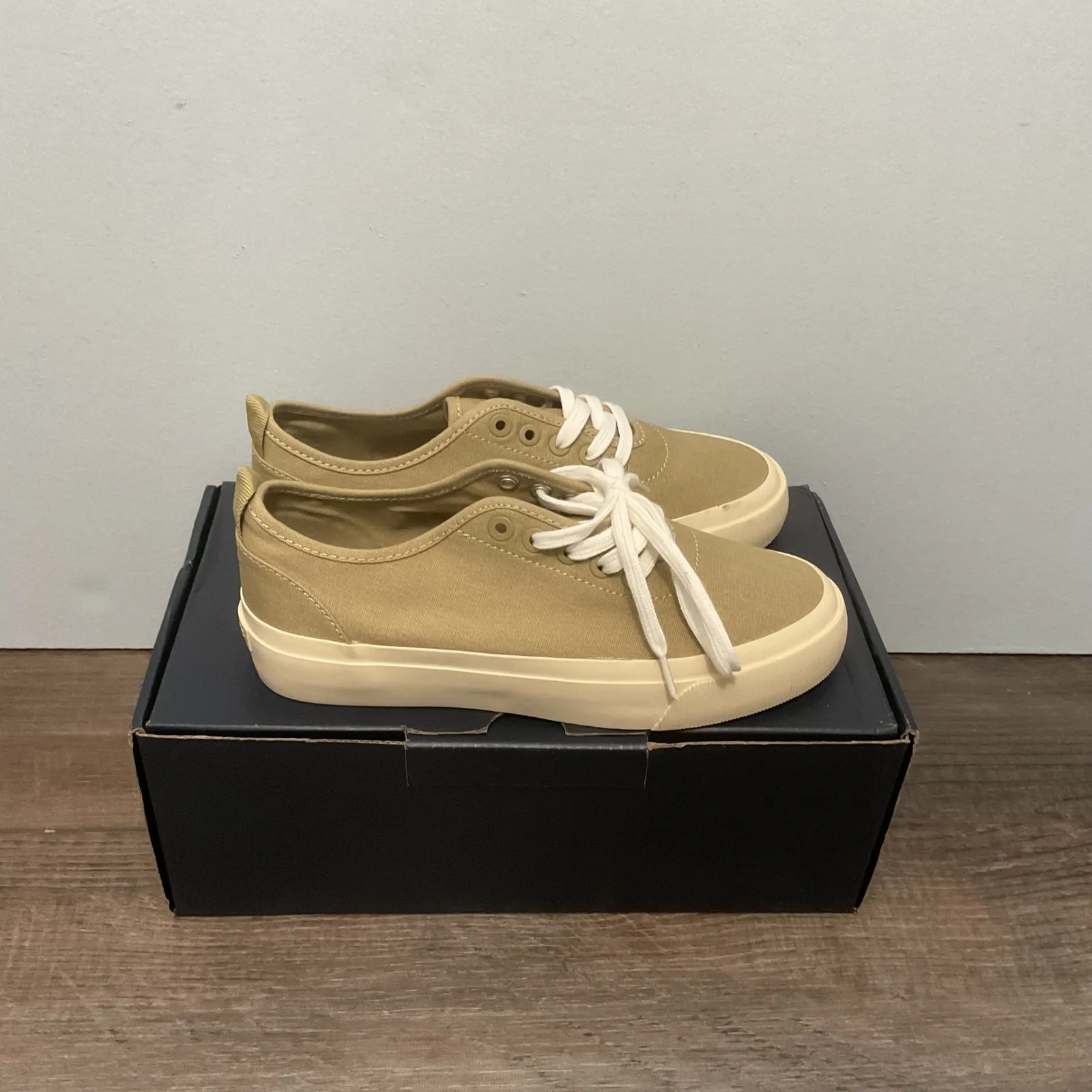 Everlane The Forever Sneaker Canvas Khaki Lace Up Low Top Women Shoes - Image 4