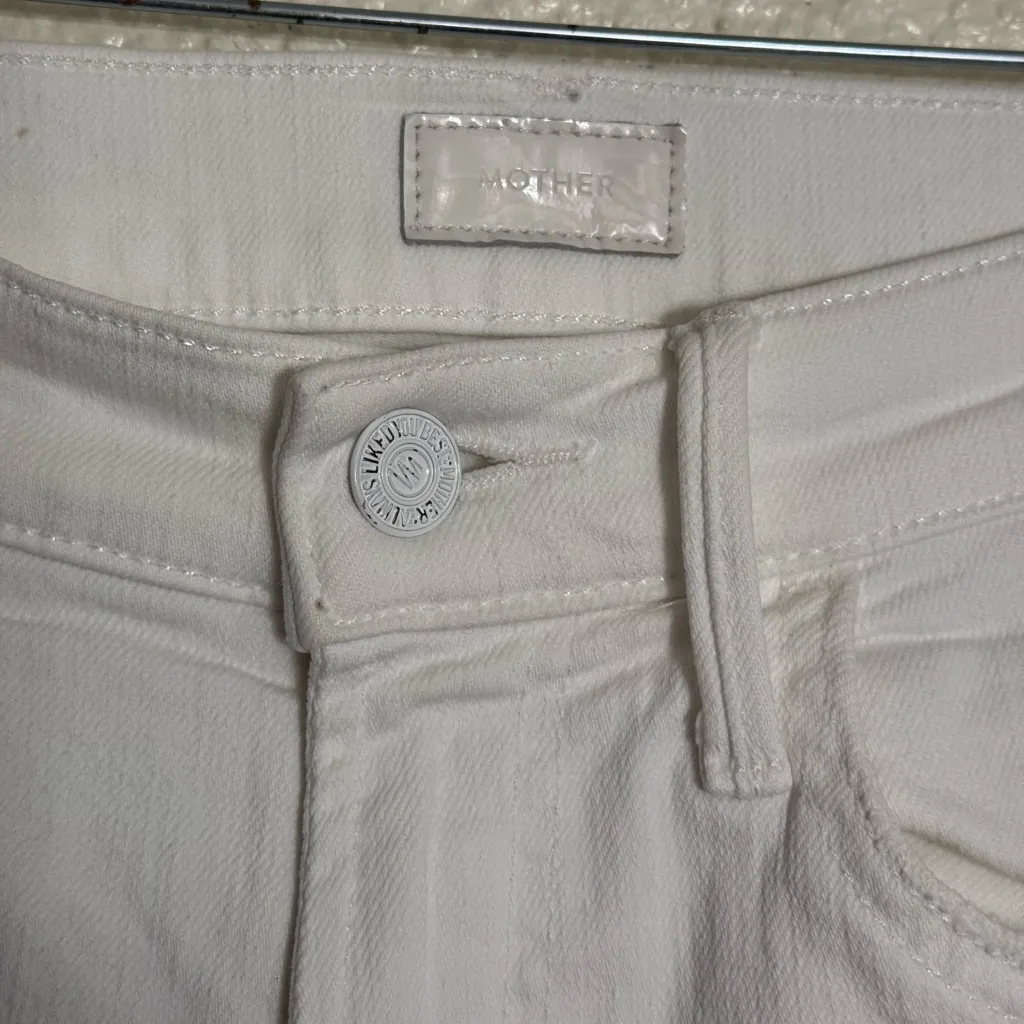 Mother superior denim the hustler ankle fray White Distressed Jeans size 26 - Image 4