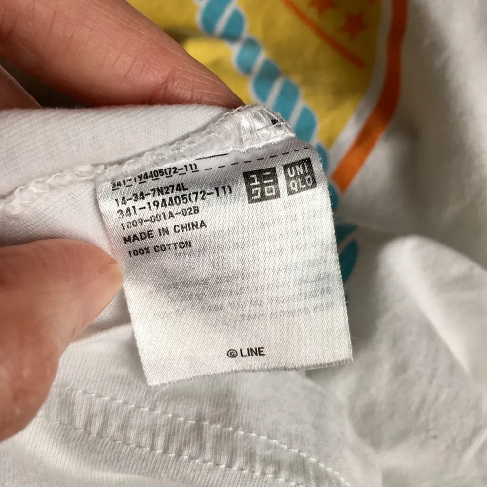 UT Uniqlo Surfer Bear Graphic Tee, White, Brown, Yellow, Orange, Blue, Size M - Image 7