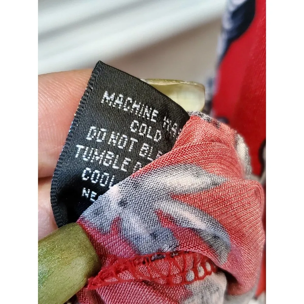 Glamour Women Red Floral Polyester V - Image 10