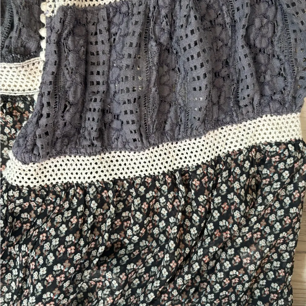 easel  Oversized Small Boho Style Best/Cover Up - Image 3