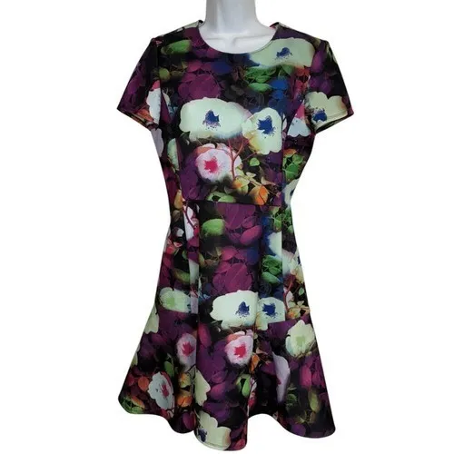 BETSEY JOHNSON Floral Scuba Fit &‎ Flare Dress EUC Size 10 - Image 2