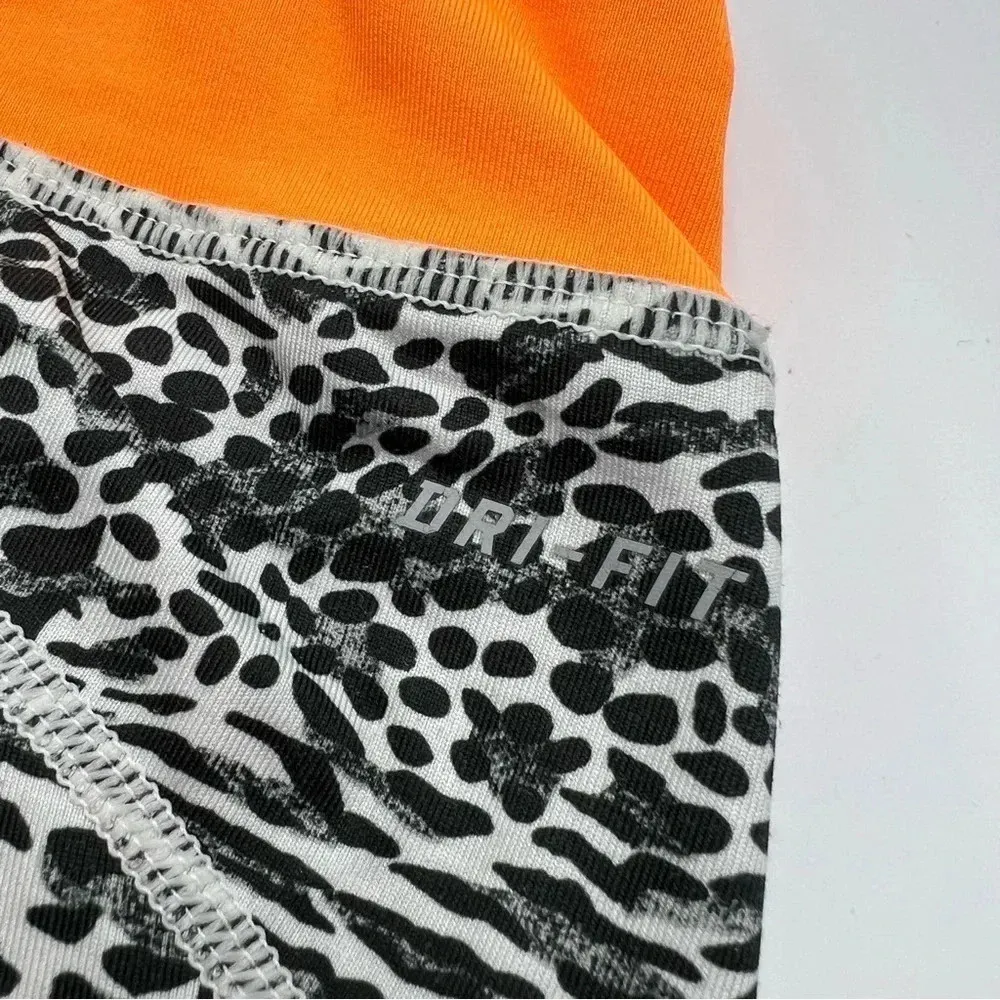 NIKE Women’s M Racer Leopard Print Running‎ Crop Leggings zipper pocket Dri-fit - Image 9