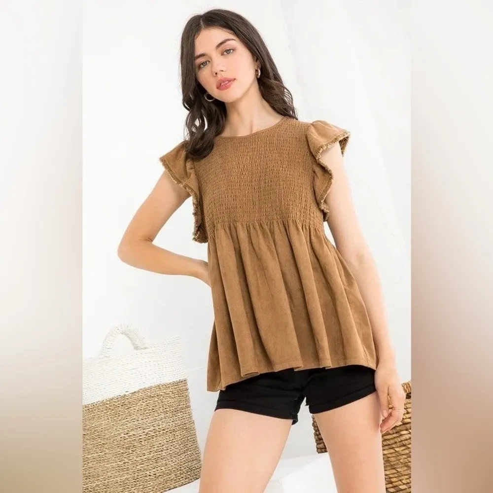 THML Ivory Suede Babydoll Smocked Flutter Sleeves Blouse Size‎ Medium - Image 7