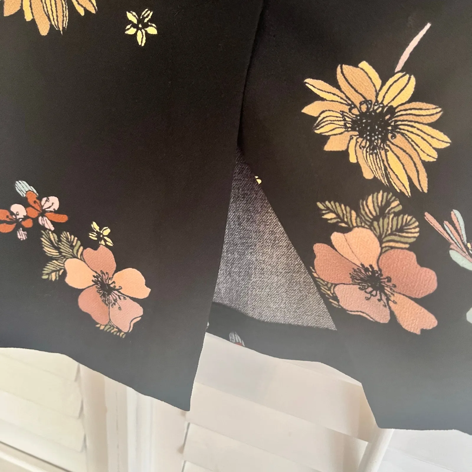 Who What Wear Black Floral Midi Skirt Size 14W‎ - Image 5